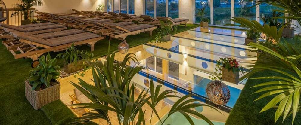 SPA- & Wellnessbereich im benachbarten Partnerhotel! Gegen zusätzliche Gebühr! Day-SPA-Tag inkl. Glas Sekt & Wellnesssalat für Moselstern-Hotelgäste 29,- € p.P.!