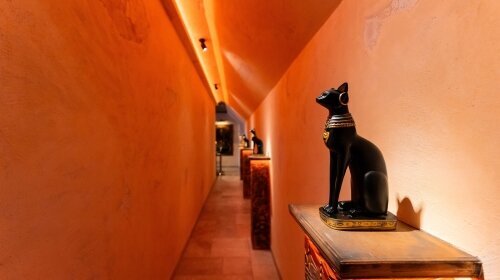 MYSTERY ROOMS - Zimmer
Das Geheimnis der Kleopatra – Love Room, Jacuzzi, Geheimer Raum