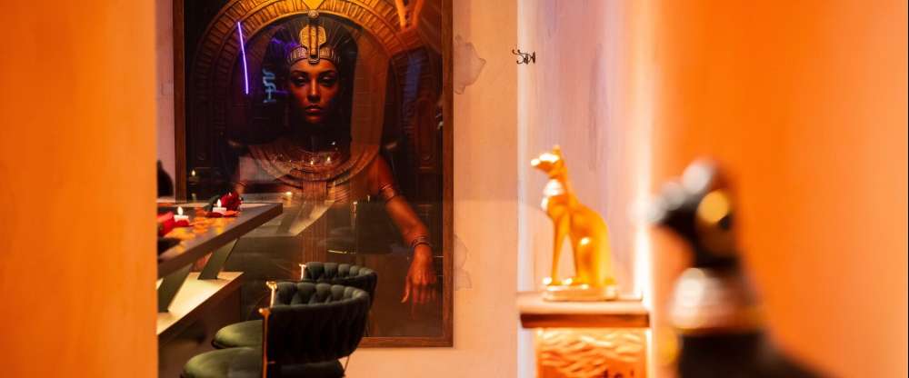 MYSTERY ROOMS - Zimmer Das Geheimnis der Kleopatra – Love Room, Jacuzzi, Geheimer Raum