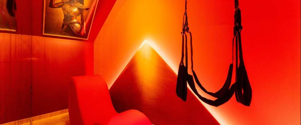 MYSTERY ROOMS - Zimmer Das Geheimnis der Kleopatra – Love Room, Jacuzzi, Geheimer Raum