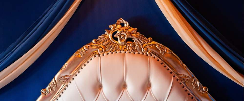 MYSTERY ROOMS - Zimmer Der Palast aus Tausendundeiner Nacht – Love Room, Jacuzzi, Geheimer Raum