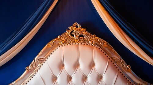 MYSTERY ROOMS - Zimmer
Der Palast aus Tausendundeiner Nacht – Love Room, Jacuzzi, Geheimer Raum