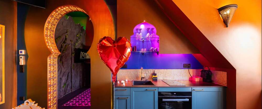 MYSTERY ROOMS - Zimmer Der Palast aus Tausendundeiner Nacht – Love Room, Jacuzzi, Geheimer Raum