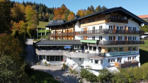 Naturhotel Cafe Waldesruhe - Hotel-Außenansicht