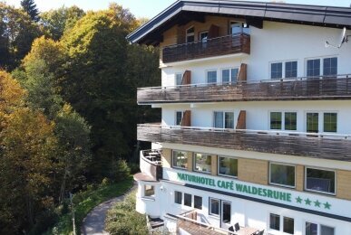 Naturhotel Cafe Waldesruhe - Hotel-Außenansicht, Quelle: Naturhotel Cafe Waldesruhe