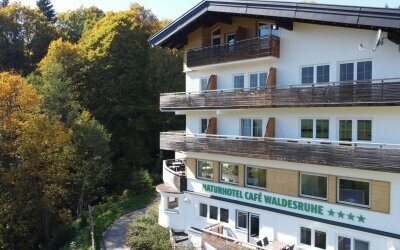 Naturhotel Cafe Waldesruhe - Hotel-Außenansicht