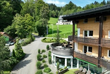 Naturhotel Cafe Waldesruhe - Hotel-Außenansicht, Quelle: Naturhotel Cafe Waldesruhe