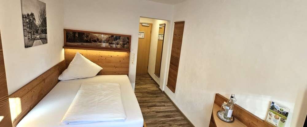 Naturhotel Cafe Waldesruhe - Einzelzimmer mit Süd Panoramabalkon