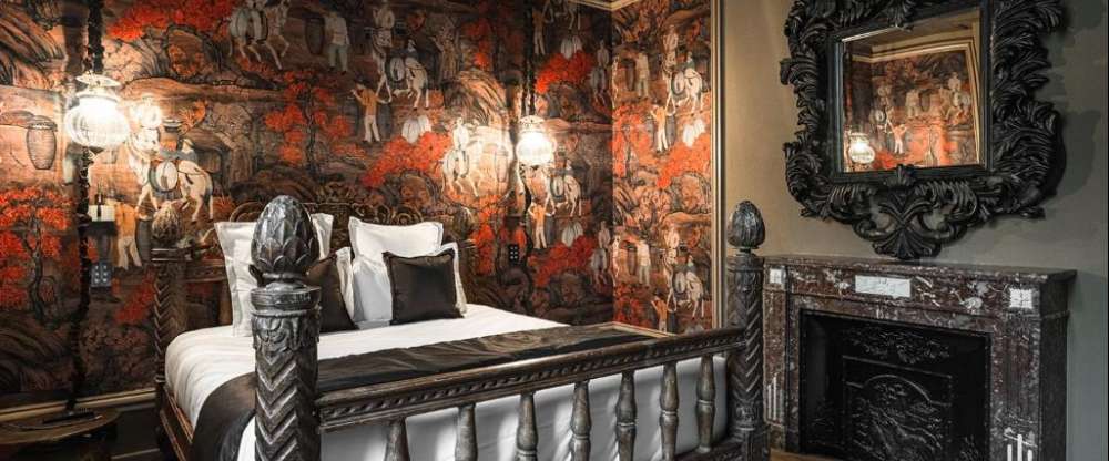 Betreten Sie den Rand des Daches der Welt, wo schneebedeckte Berge der aufgehenden Sonne begegnen. Von uralten Verzierungen bis hin zu kleinsten Details offenbart Tibet eine tiefe Ruhe, durchdrungen von uralten Traditionen.