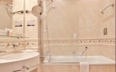 Olympia Spa & Wellness  - Badezimmer
