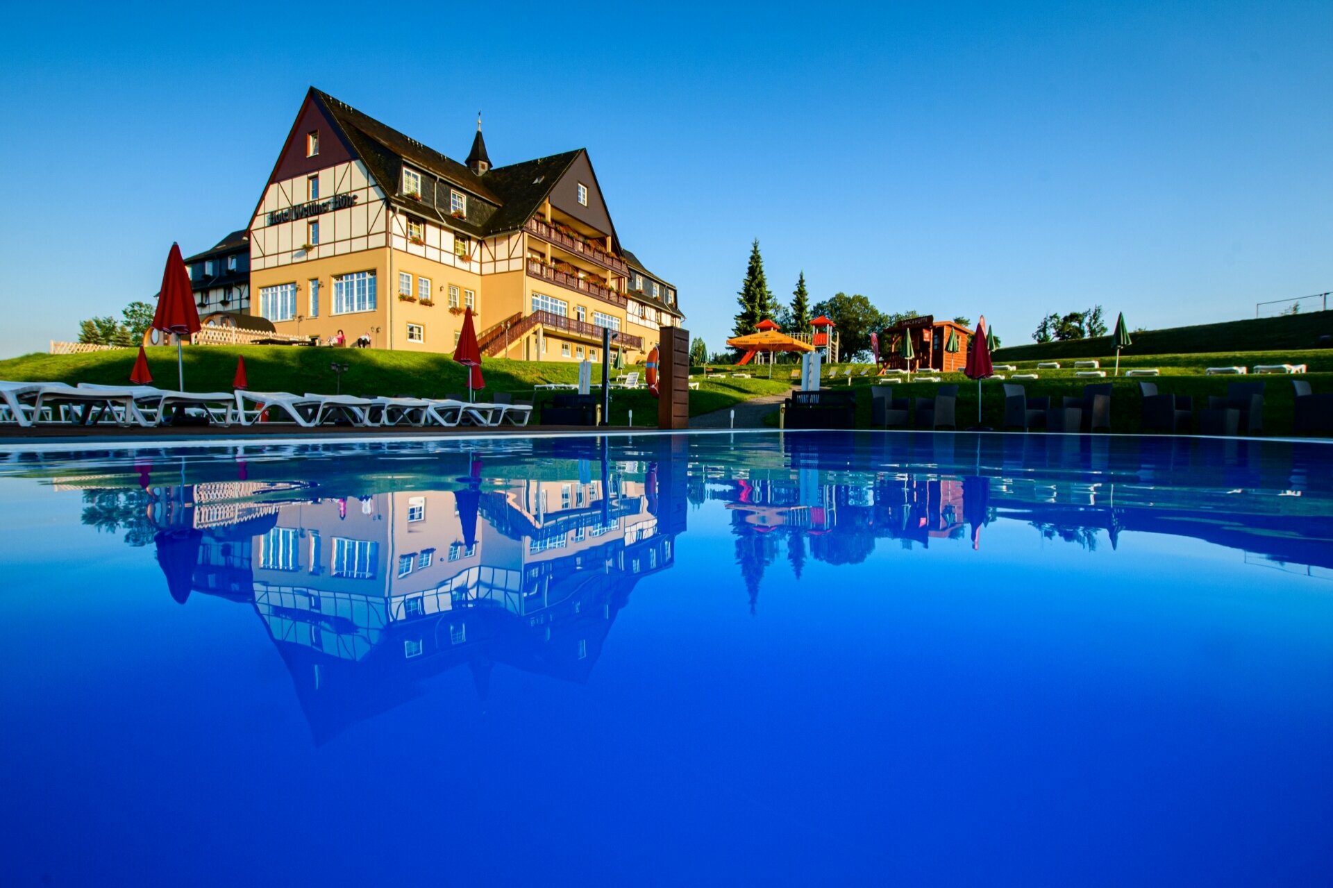 8 Tage Familienurlaub im Panorama Hotel