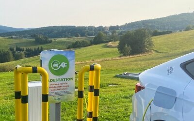 E-Ladestation gegen Gebühr