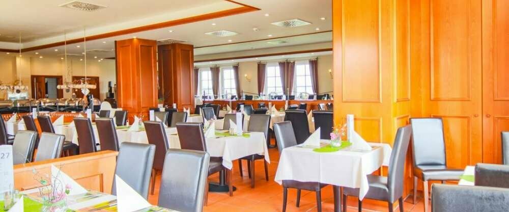 Panorama Berghotel Wettiner Höhe - Restaurant