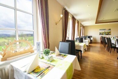 Panorama Berghotel Wettiner Höhe - Restaurant, Quelle: Panorama Berghotel Wettiner Höhe