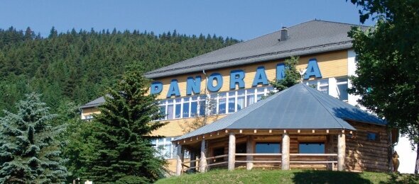 Panorama Hotel Oberwiesenthal - Hotel-Außenansicht, Quelle: Panorama Hotel Oberwiesenthal