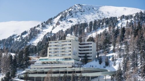 Panorama Hotel Turracher Höhe - Hotel-Außenansicht