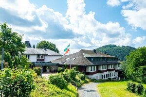Panorama Hotel Winterberg - Hotel-Außenansicht