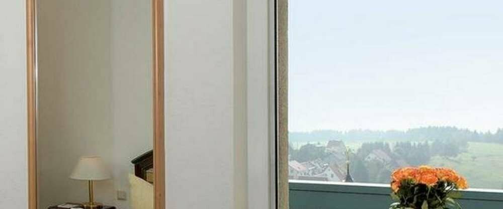 Panorama-Suite mit Balkon