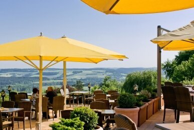 Panoramaterrasse, Quelle: Hotel Bellevue Spa & Resort Reiterhof Wirsberg