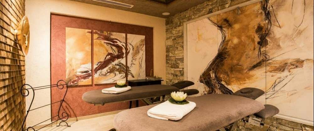 Parallel-Massageraum