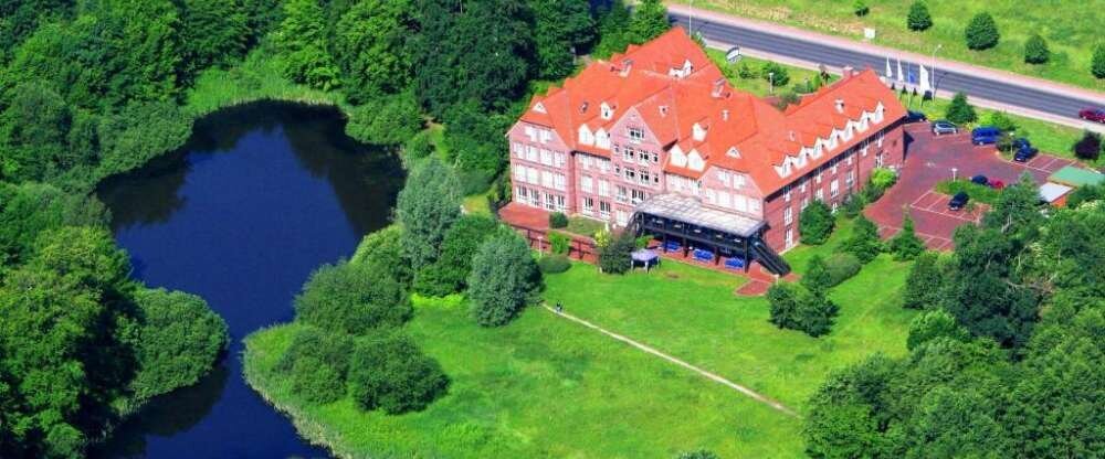 Park Hotel Fasanerie Neustrelitz - Hotel-Außenansicht
