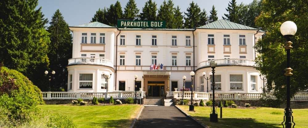 Parkhotel Golf - Außenansicht