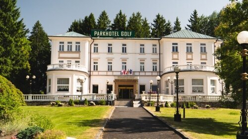 Parkhotel Golf - Außenansicht