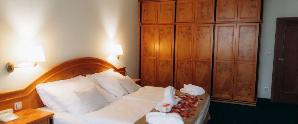 Parkhotel Golf - Hotel-Außenansicht