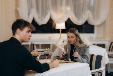 Array, Quelle: Parkhotel Golf 