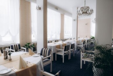 Restaurant, Quelle: Parkhotel Golf 