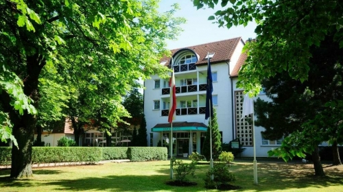 Parkhotel Klüschenberg - Hotel-Außenansicht