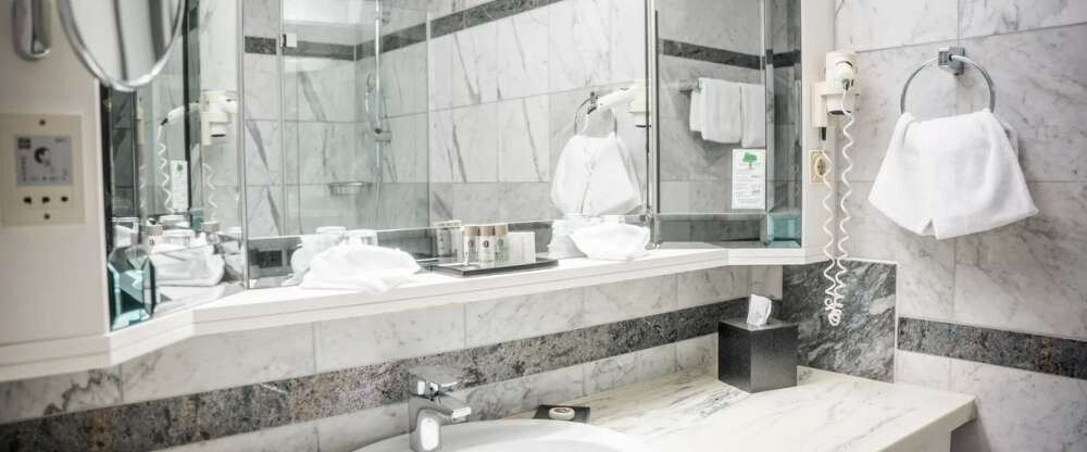 Parkhotel Kurhaus - Badezimmer