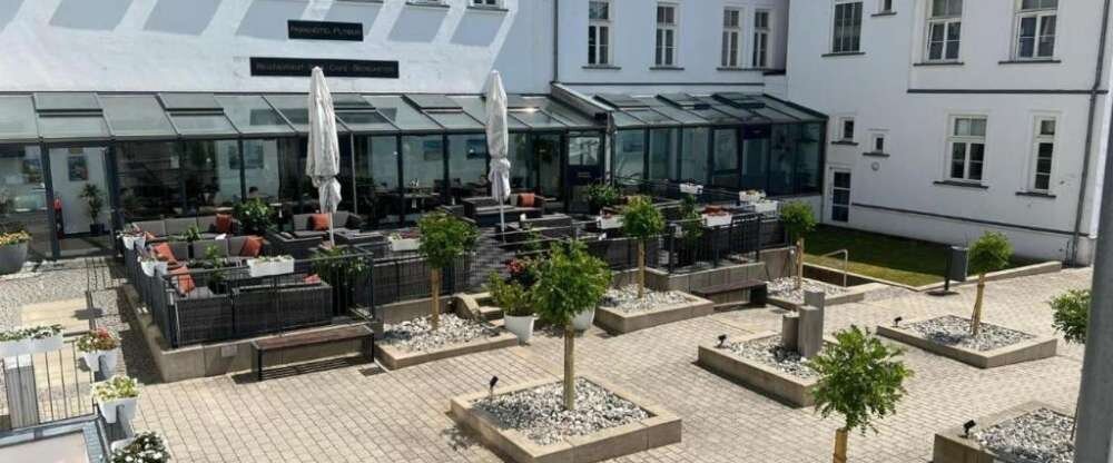 Parkhotel Putbus - Hotel-Außenansicht
