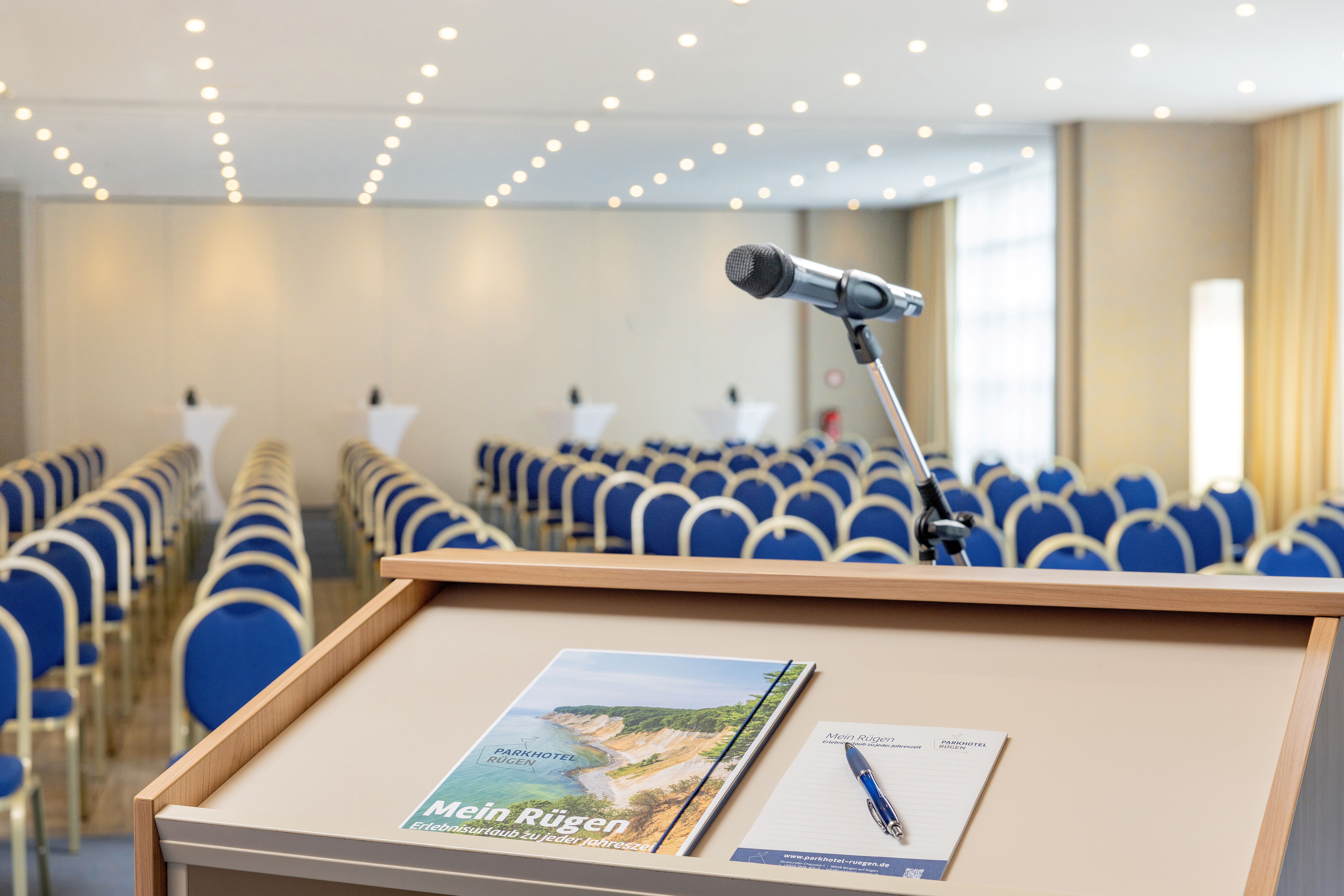 Parkhotel Rügen - Hotel-Außenansicht