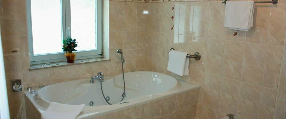 Parkhotel & Restaurant Waldschlösschen - Badezimmer