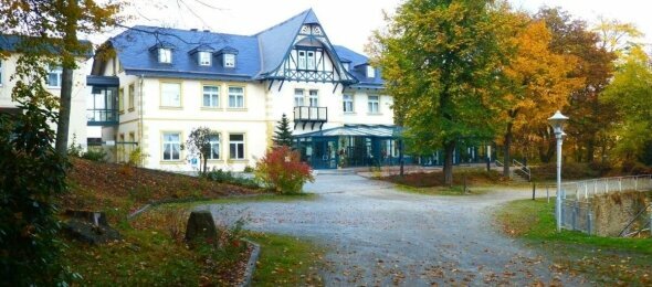 Parkhotel & Restaurant Waldschlösschen - Hotel-Außenansicht, Quelle: Parkhotel & Restaurant Waldschlösschen