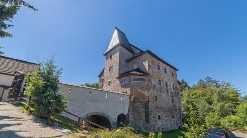 Pension Burg Wildstein - Hotel-Außenansicht