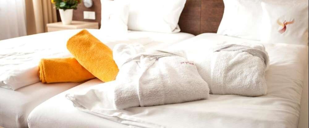 PHÖNIX Hotel - Zimmer