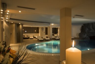 Pool, Quelle: Hotel Jägerhof
