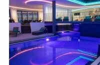 Indoor-Pool