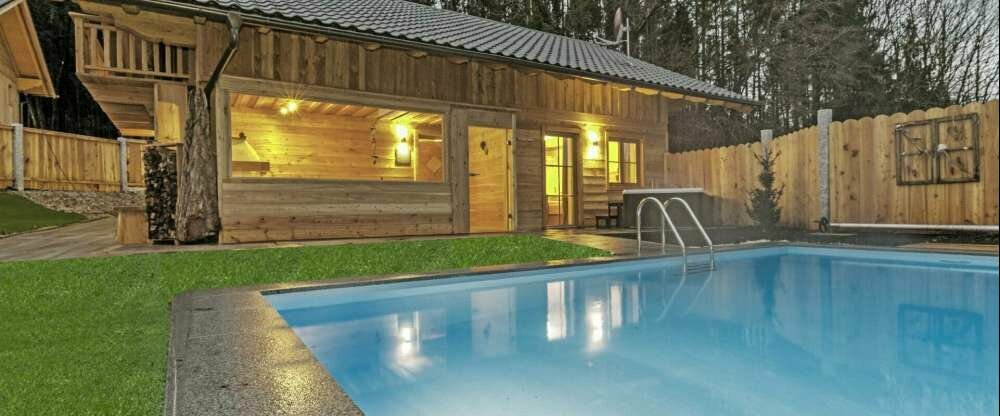 Pool-Chalet