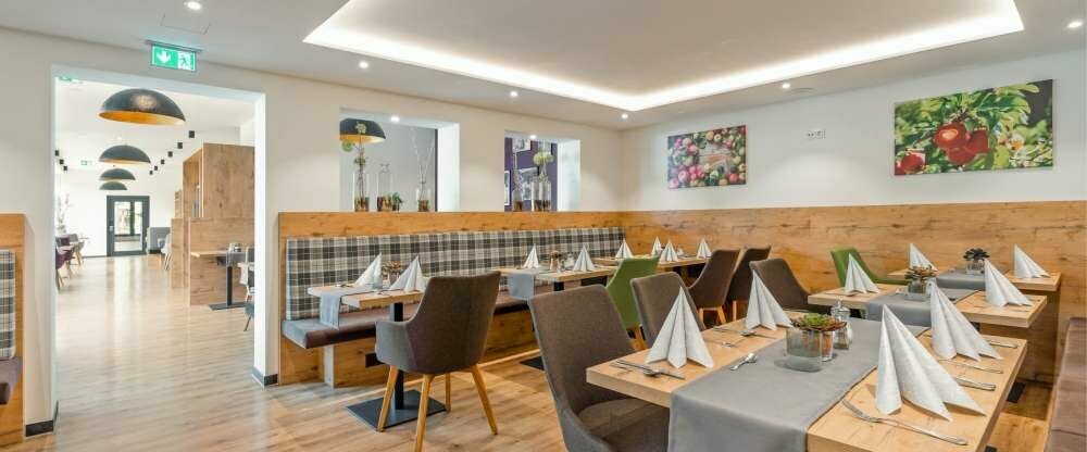 Frühstück und Restaurant