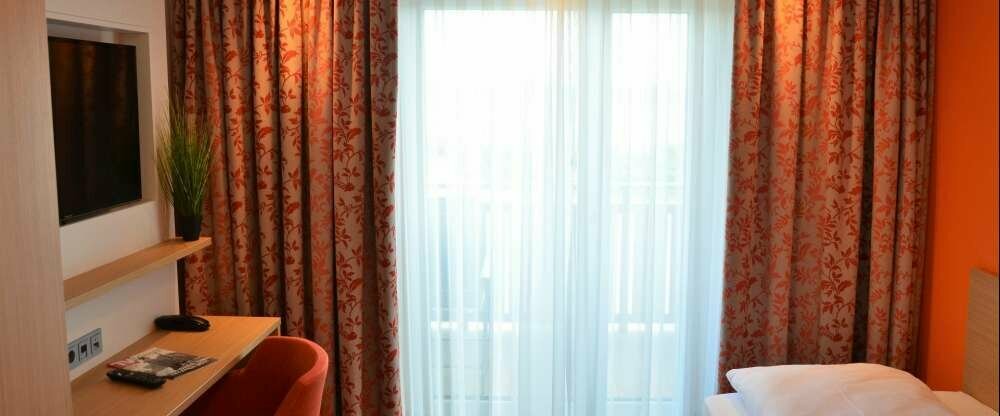 Premium-Einzelzimmer mit Balkon