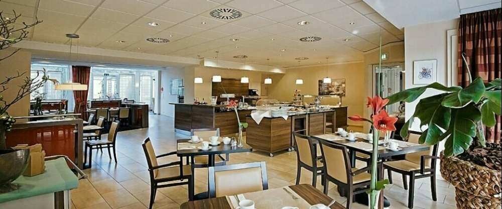 President Hotel - Restaurant