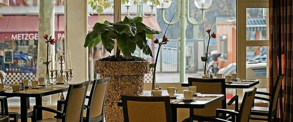 President Hotel - Restaurant