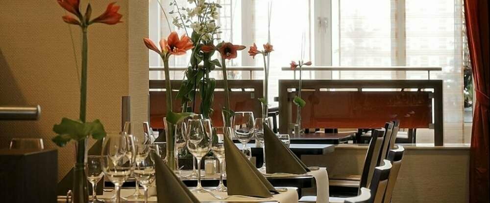 President Hotel - Restaurant