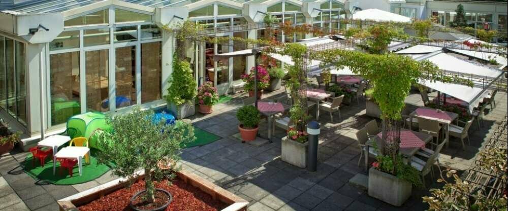 President Hotel - Terrasse/Außenbereich