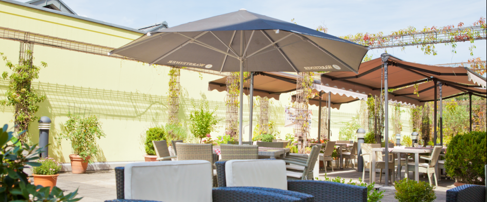 President Hotel - Terrasse/Außenbereich