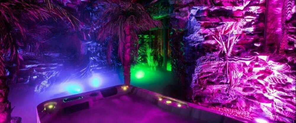 Tropfsteinhöhle Whirlpool