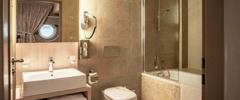 Pytloun Kampa Garden Hotel**** - Badezimmer